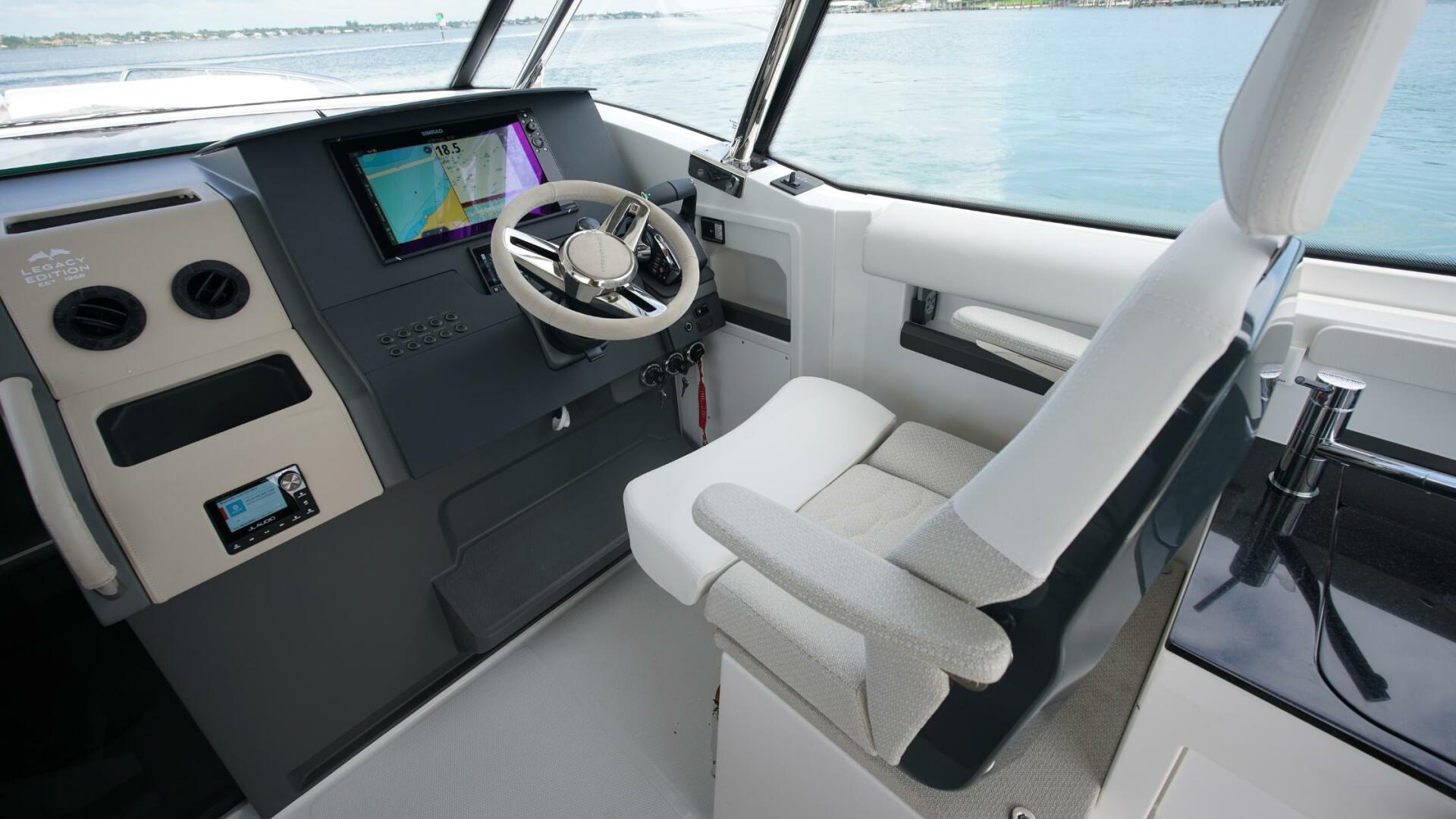 In Stock 2025 Nimbus W11 60 40ft Nimbus Yacht For Sale