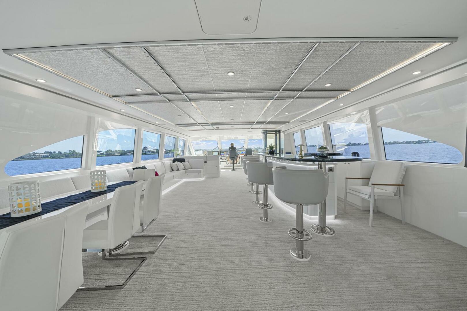 Skylounge Looking Forward