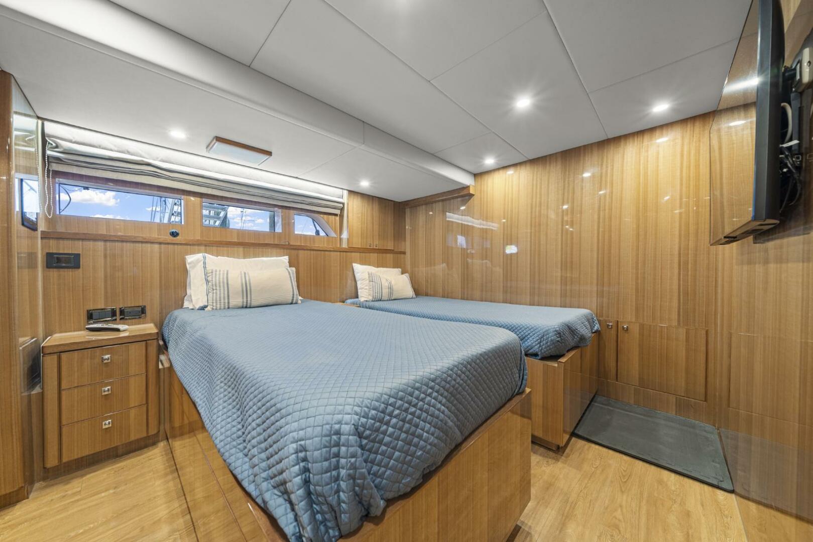Captain's Cabin  