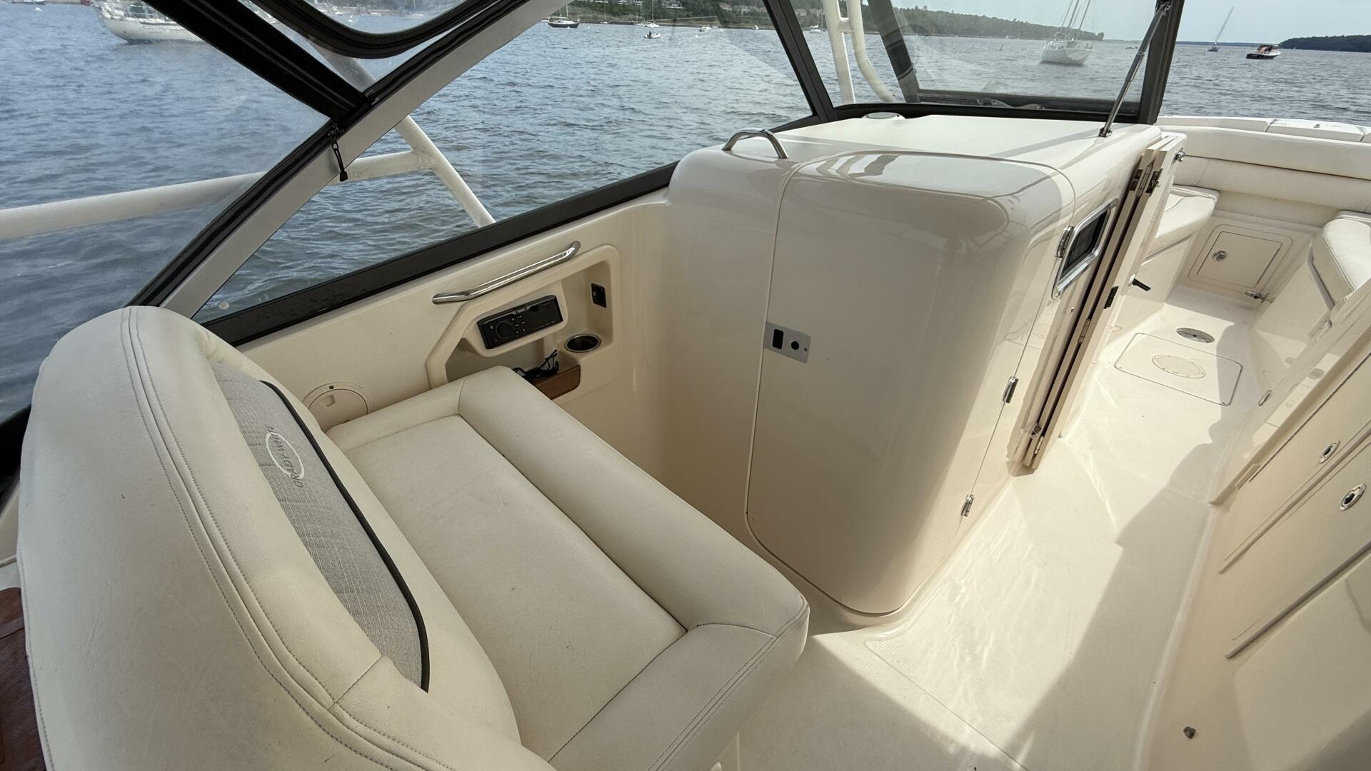 Aletha P LLC 30ft Grady White Yacht For Sale