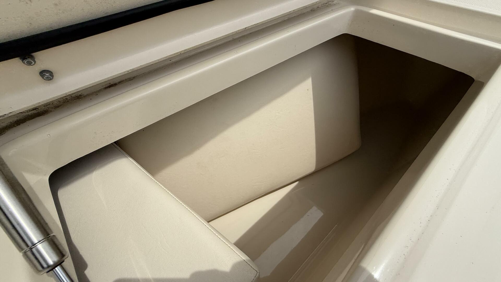 Aletha P LLC 30ft Grady White Yacht For Sale