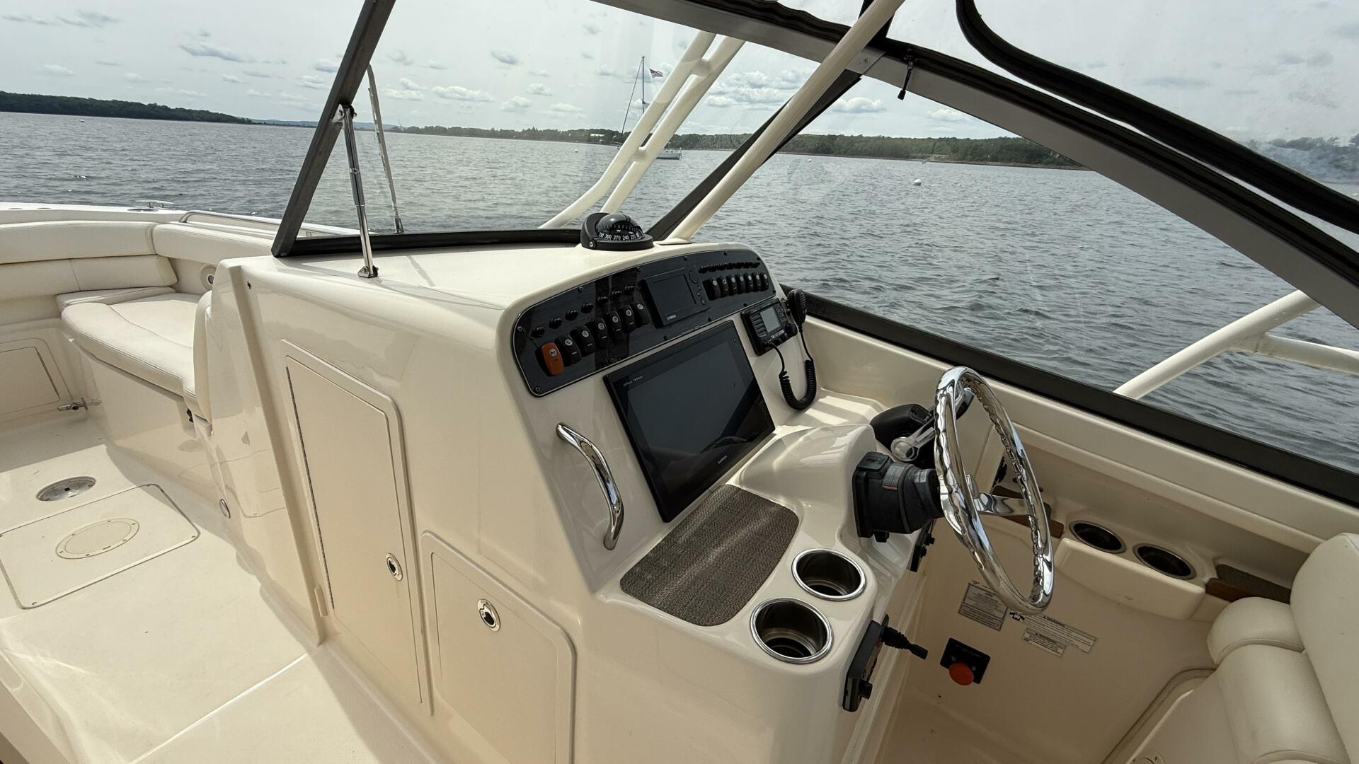 Aletha P LLC 30ft Grady White Yacht For Sale