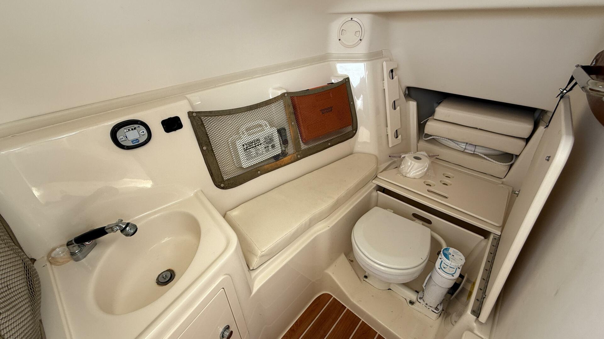 Aletha P LLC 30ft Grady White Yacht For Sale