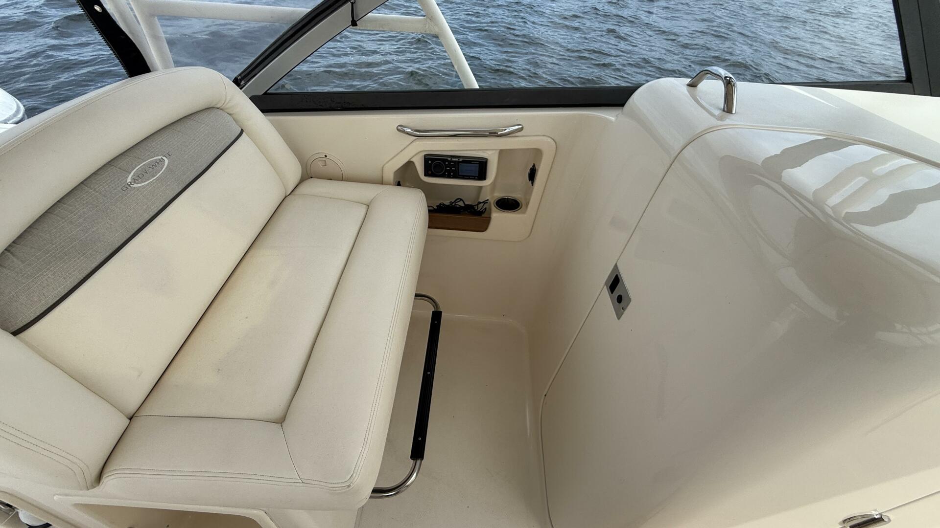Aletha P LLC 30ft Grady White Yacht For Sale