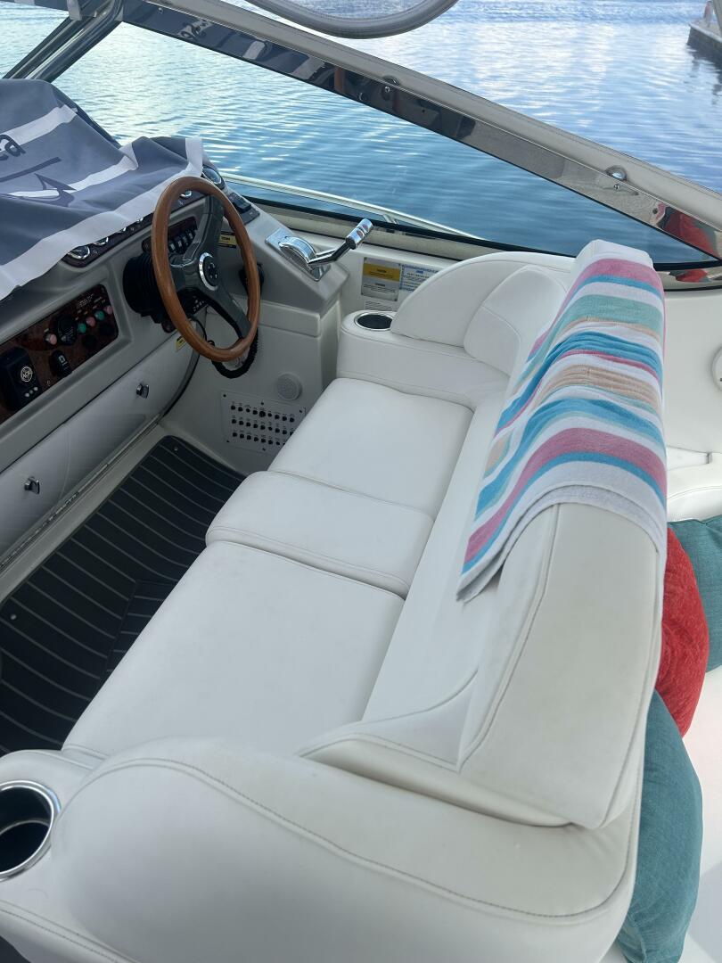 Double Helm Seating