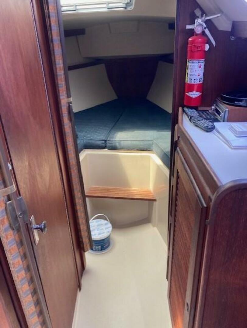 good thing 30ft Catalina Yacht For Sale