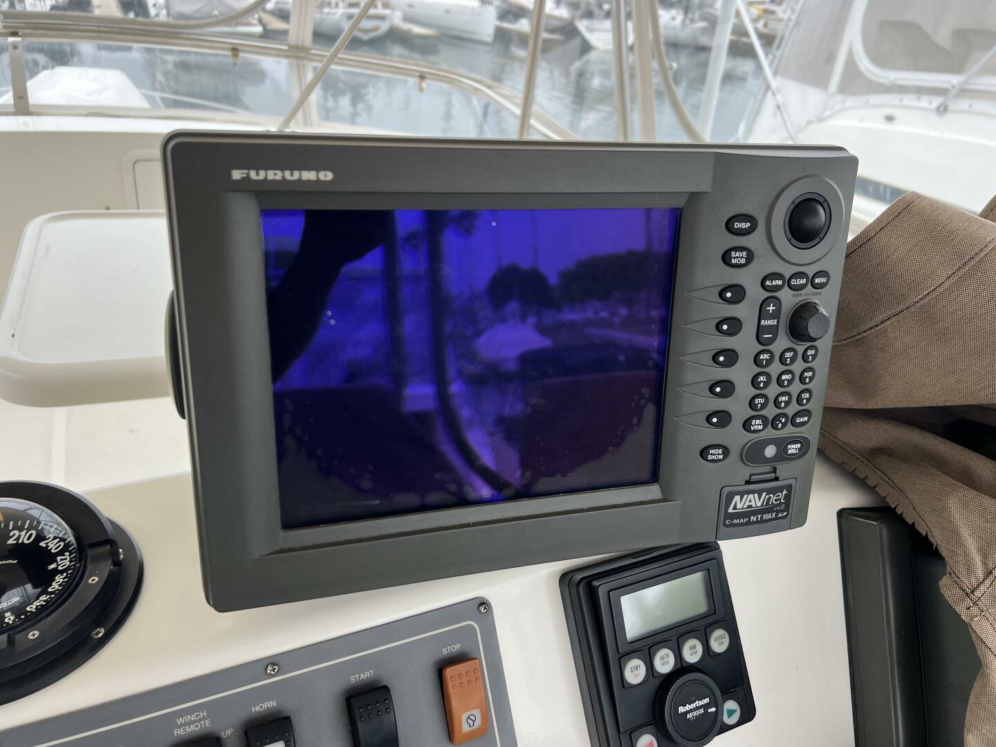1998 Riviera 48 Convertible - YACHT Z