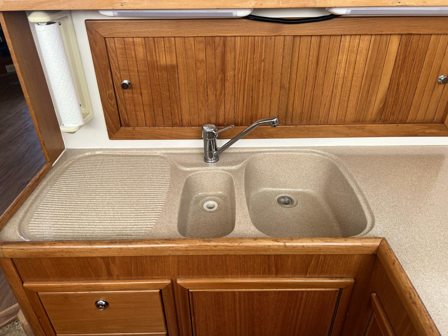 1998 Riviera 48 Convertible - YACHT Z