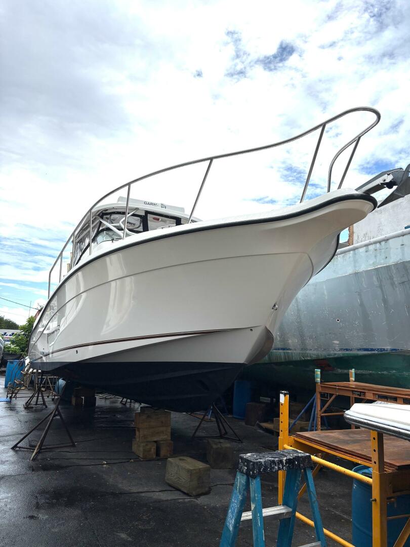 33ft Seaswirl Yacht For Sale