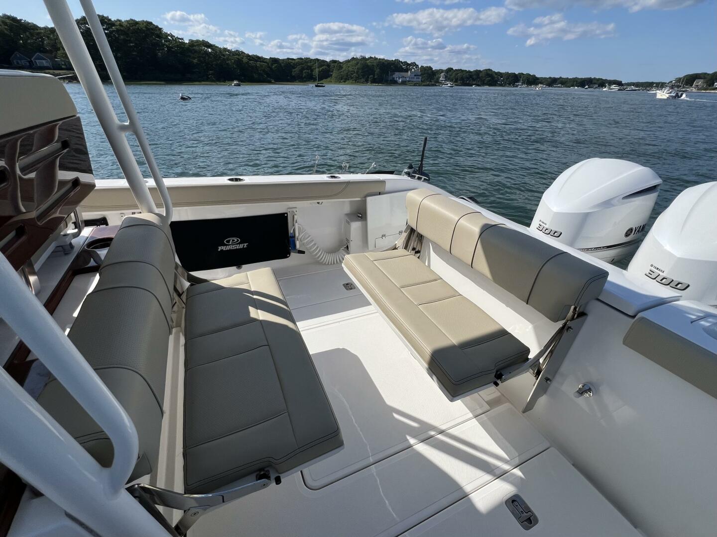 Don t Tell Mom 28ft Pursuit Yacht For Sale