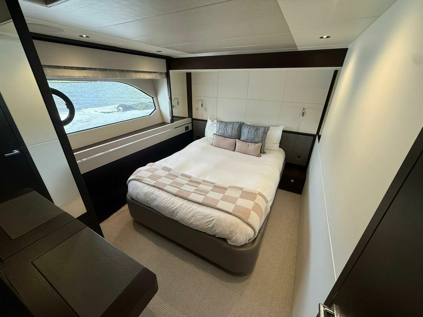 76ft Sunseeker Yacht For Sale