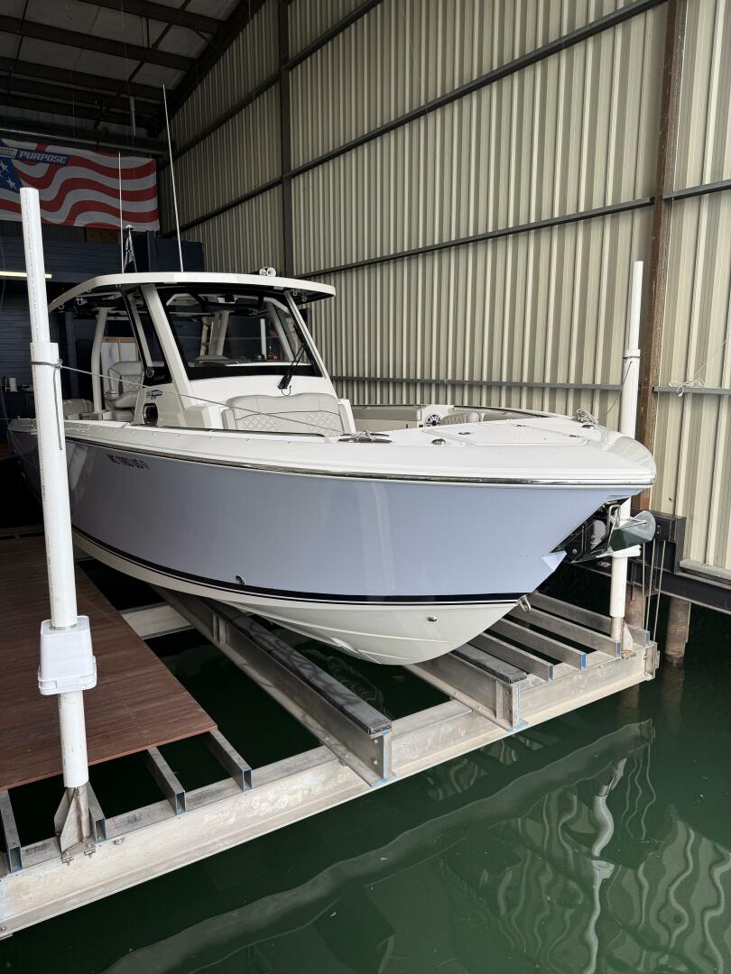 32ft Pursuit Yacht For Sale
