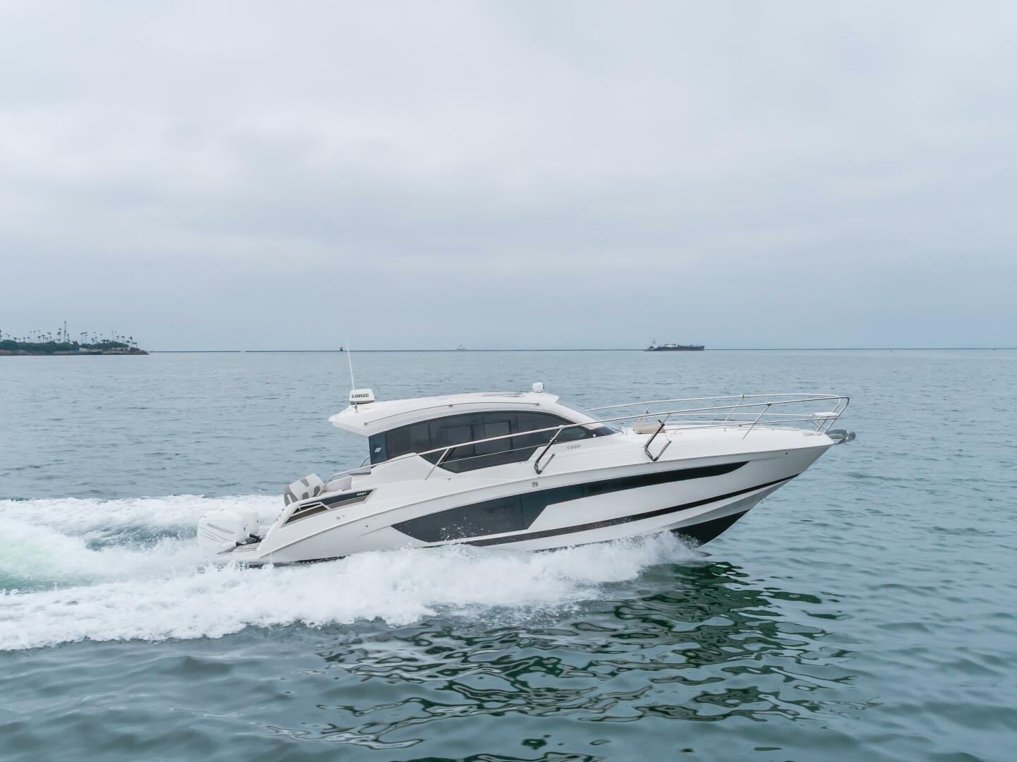 JESSIE S GIRL 35ft Four Winns Yacht For Sale