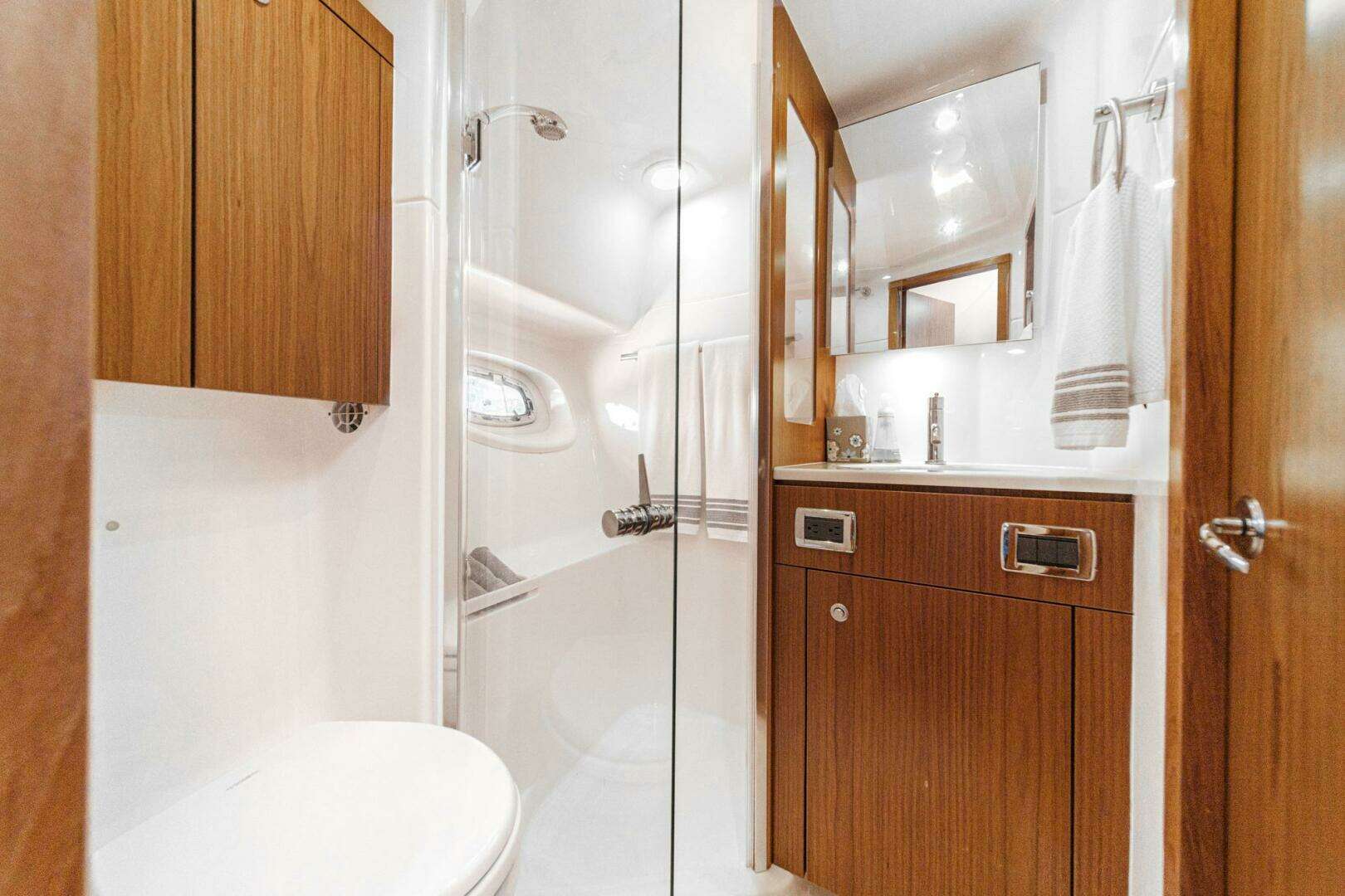 SEA WOLF 43ft Tiara Yachts Yacht For Sale SEA WOLF 43ft Tiara Yachts Yacht For Sale