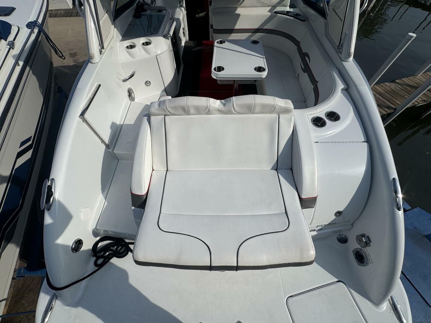 31ft Formula Yacht For Sale