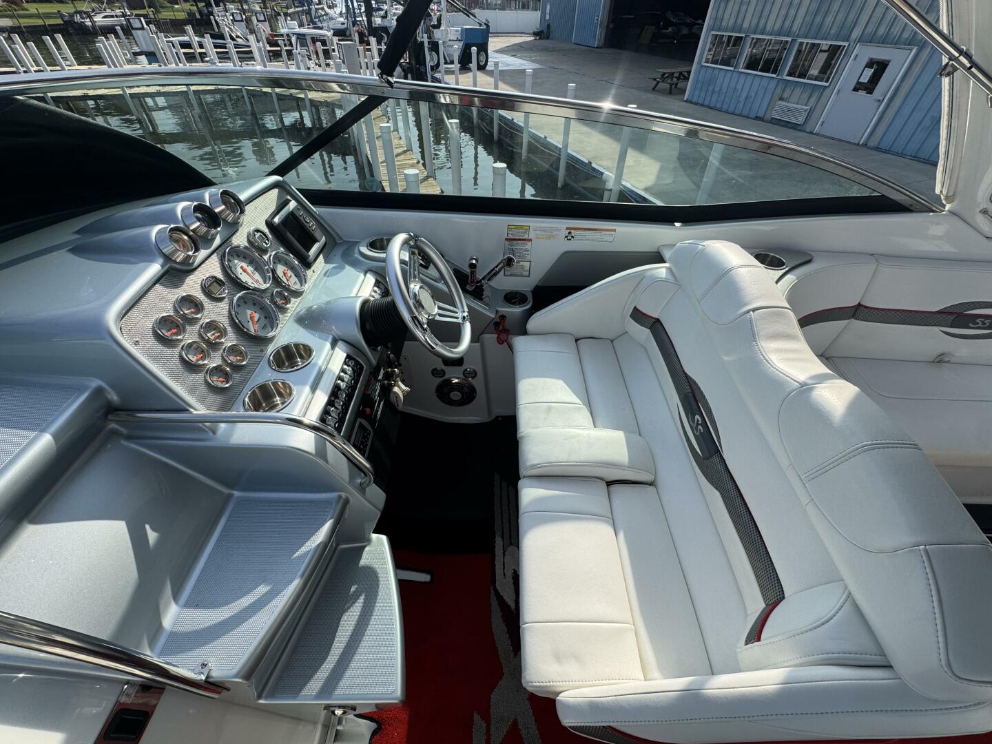 31ft Formula Yacht For Sale