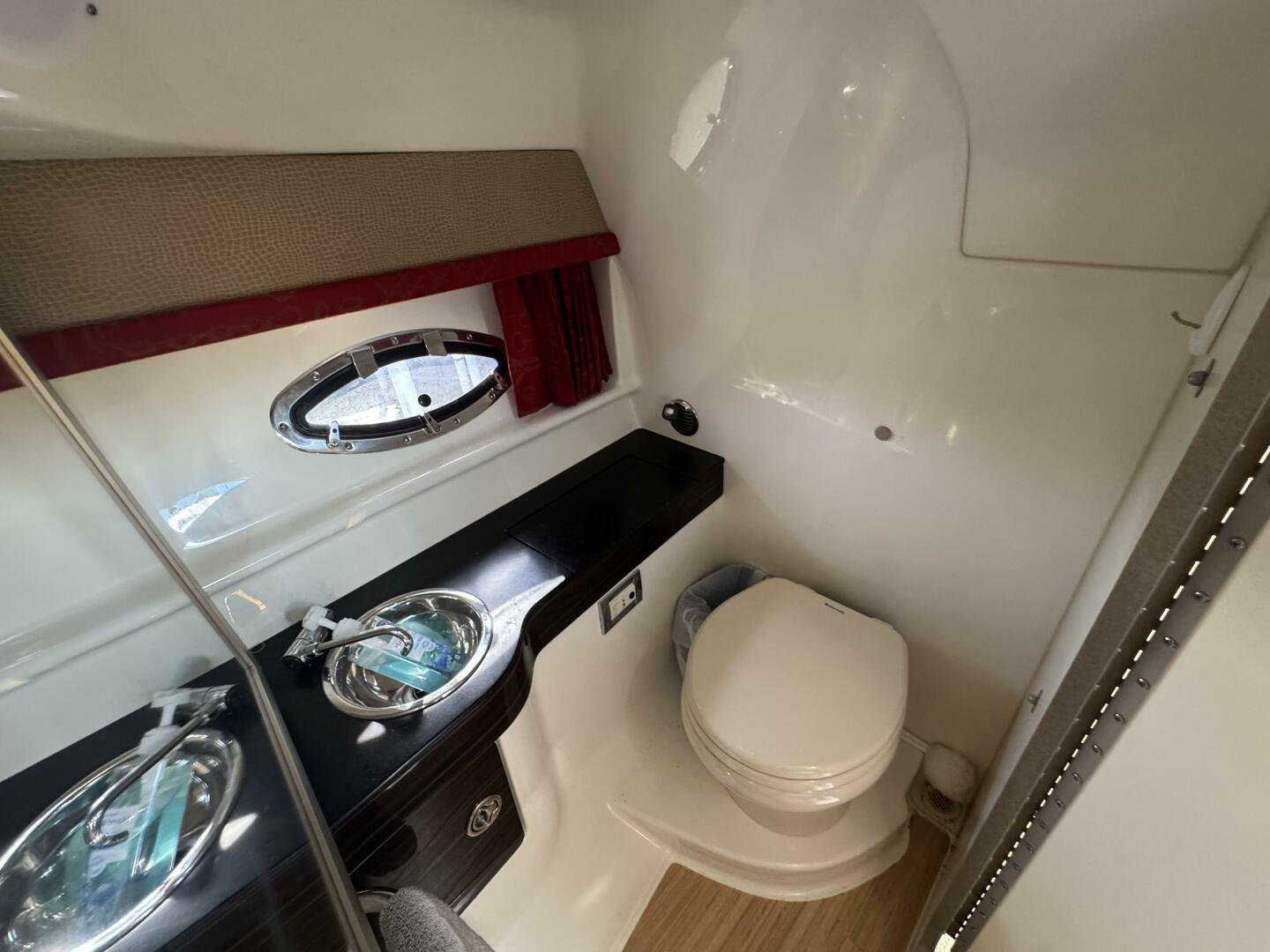 31ft Formula Yacht For Sale