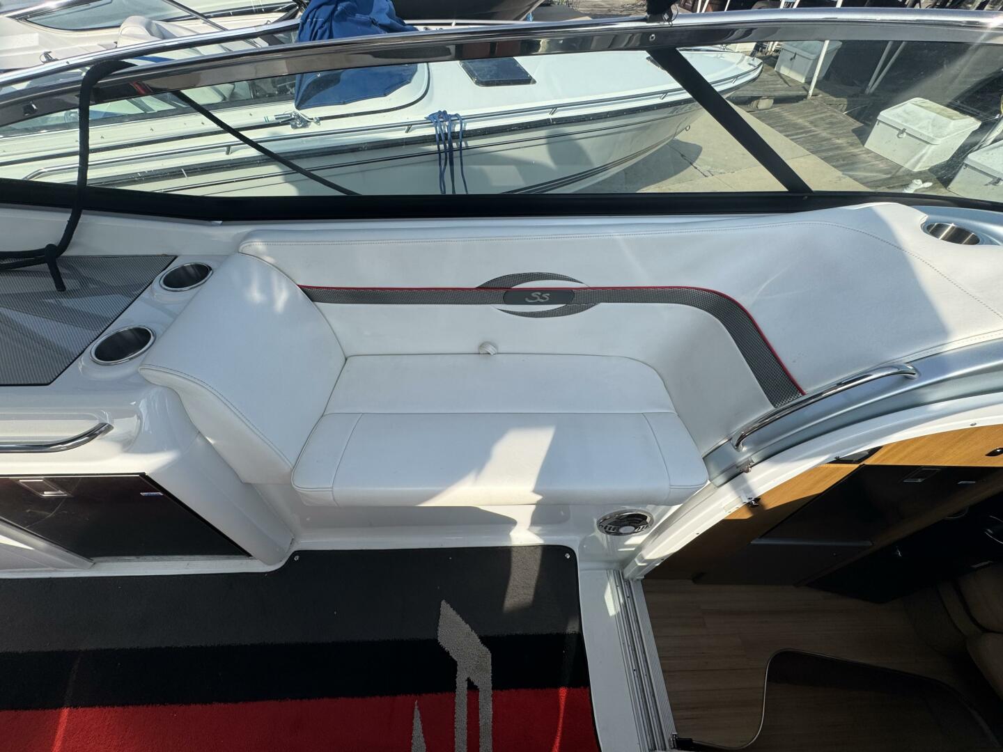 31ft Formula Yacht For Sale