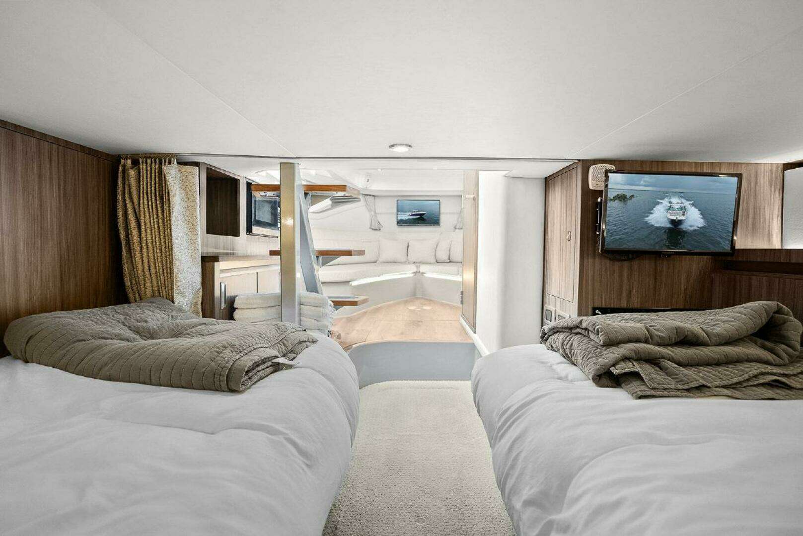 Sea Ray 320 DA-OB Yacht For Sale