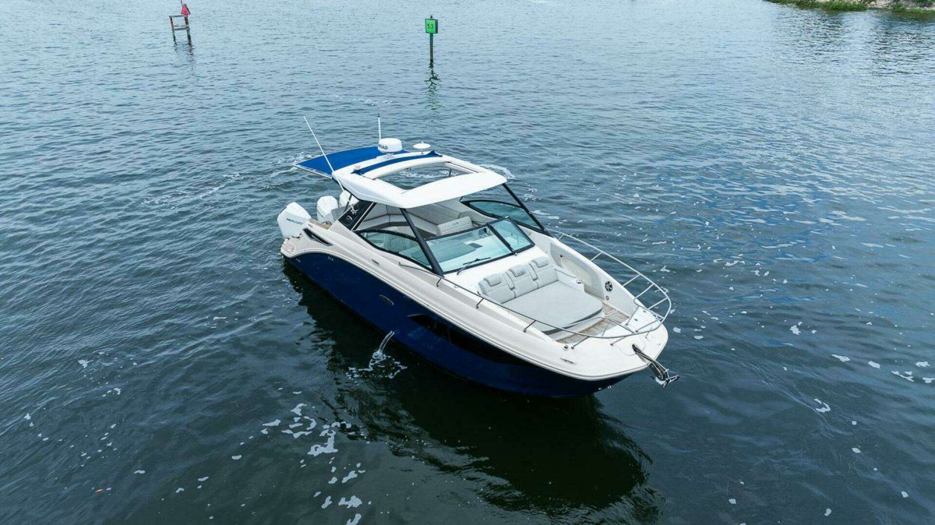 Sea Ray 320 DA-OB Yacht For Sale