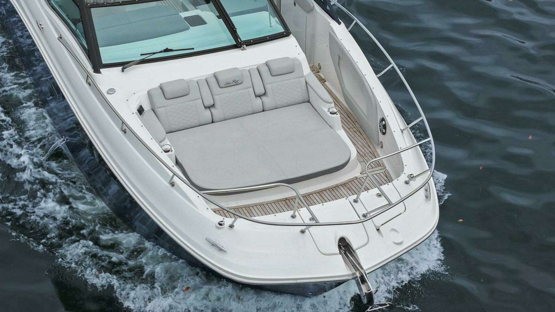 Sea Ray 320 DA-OB Yacht For Sale