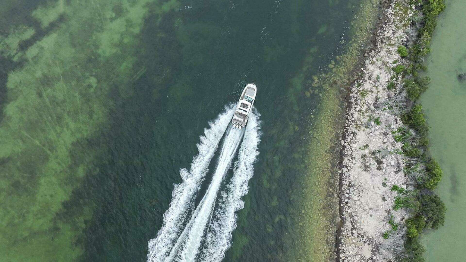 Sea Ray 320 DA-OB Yacht For Sale