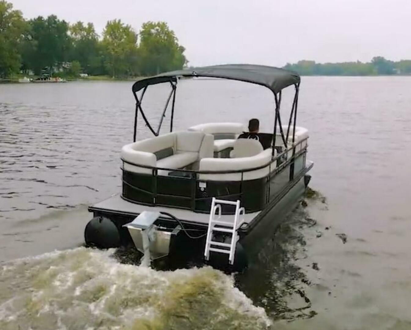 WX 20 20ft Vision Yacht For Sale
