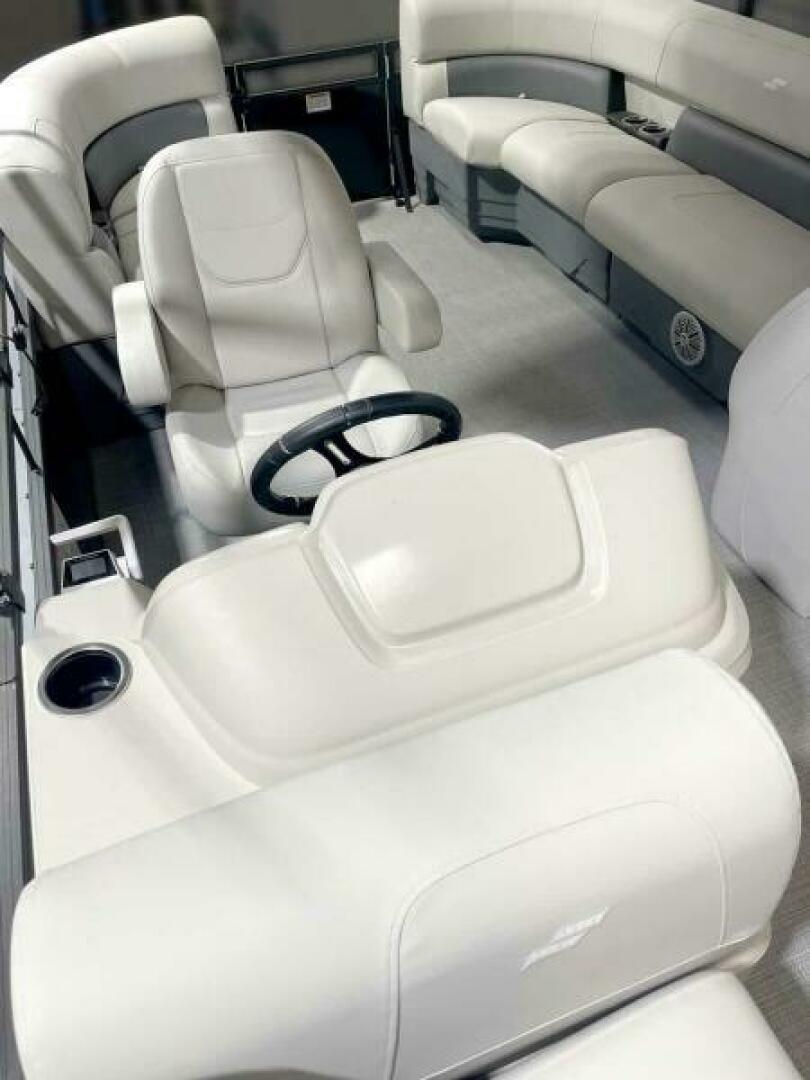 WX 20 20ft Vision Yacht For Sale