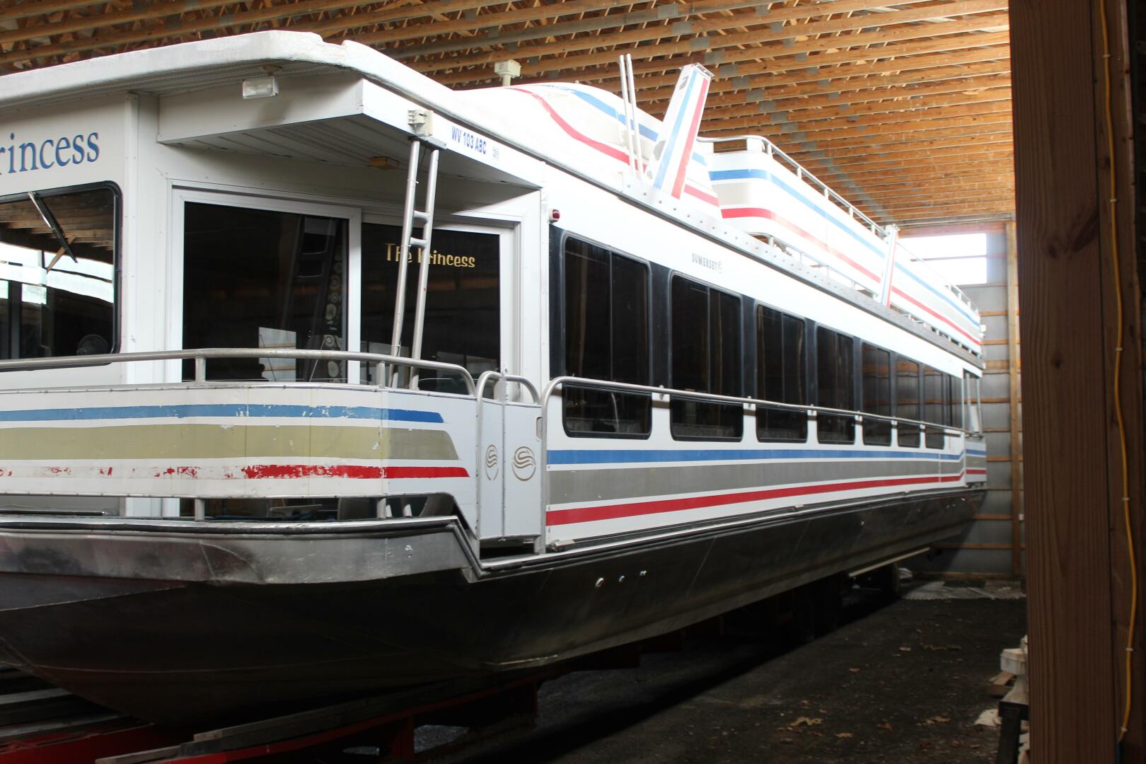 75ft Sumerset Yacht For Sale