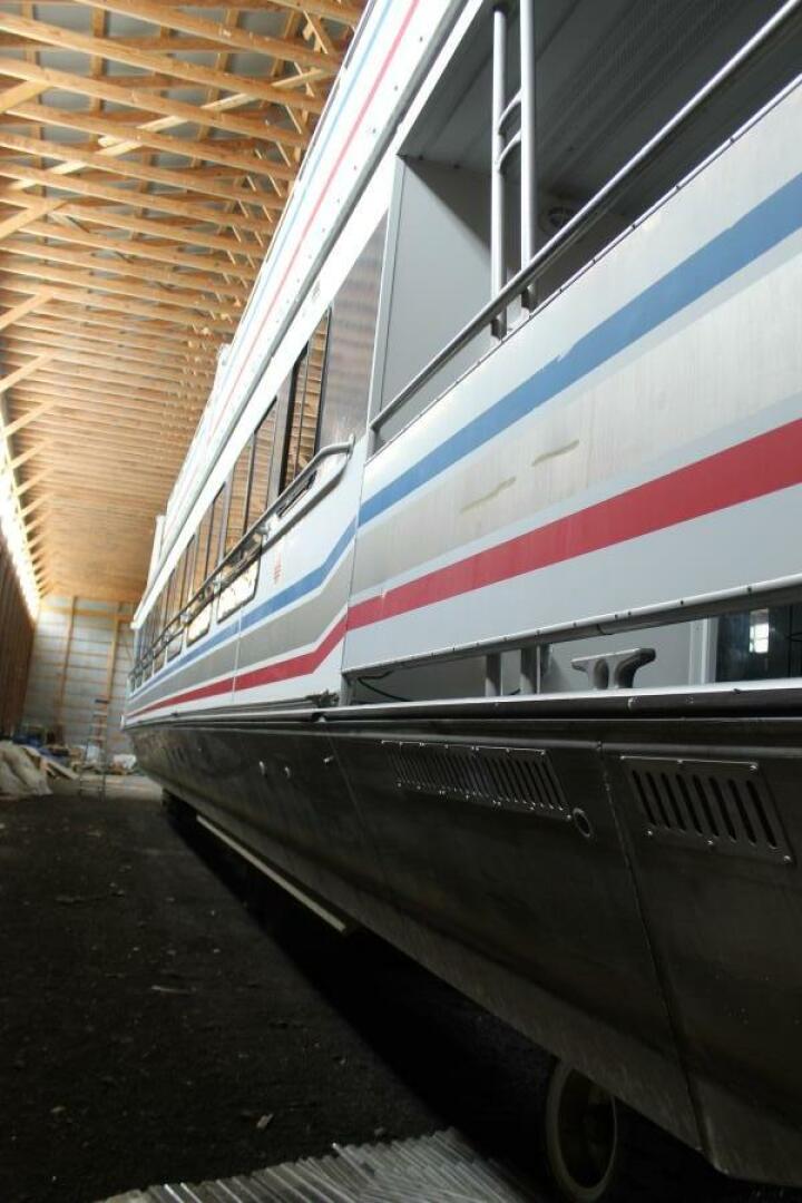 75ft Sumerset Yacht For Sale