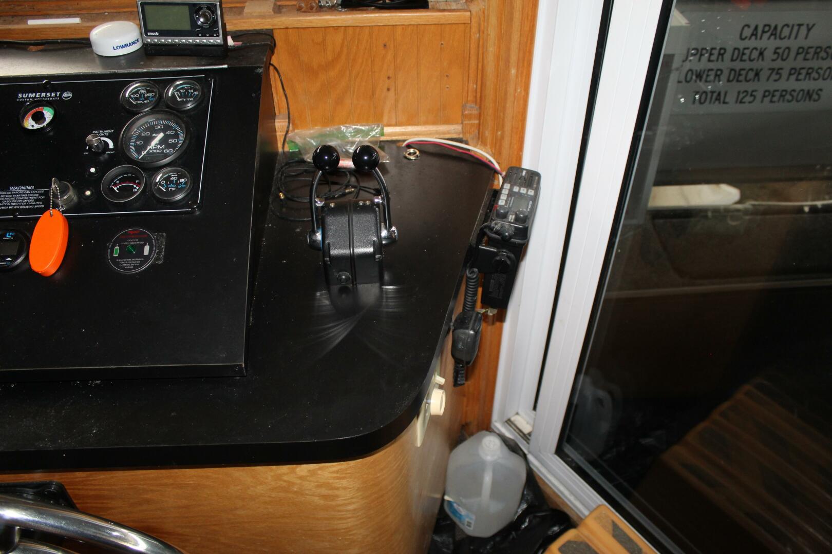 75ft Sumerset Yacht For Sale