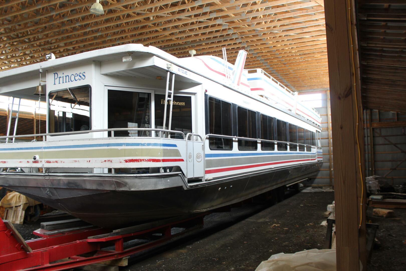 75ft Sumerset Yacht For Sale