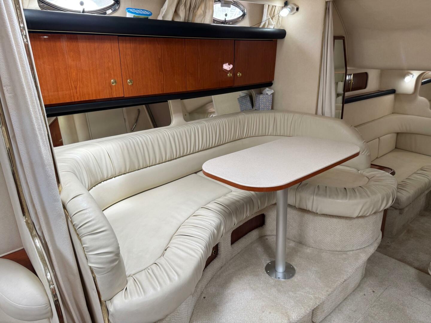 34ft Sea Ray Yacht For Sale