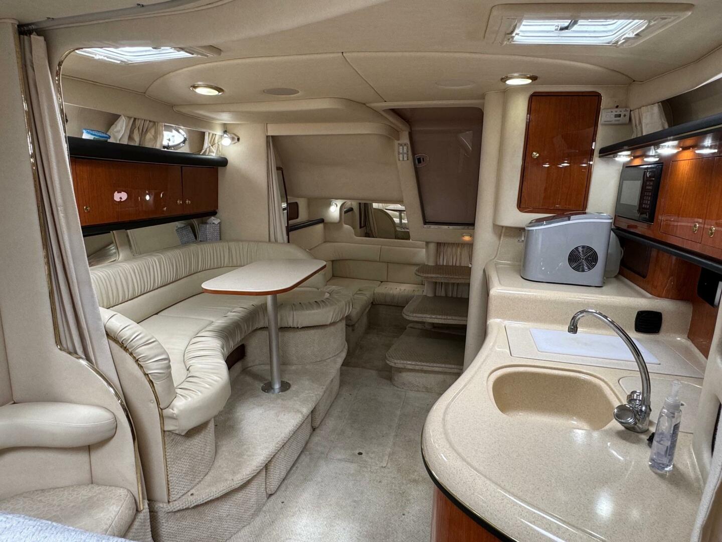 34ft Sea Ray Yacht For Sale