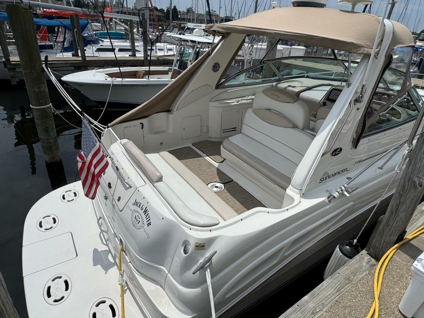 34ft Sea Ray Yacht For Sale