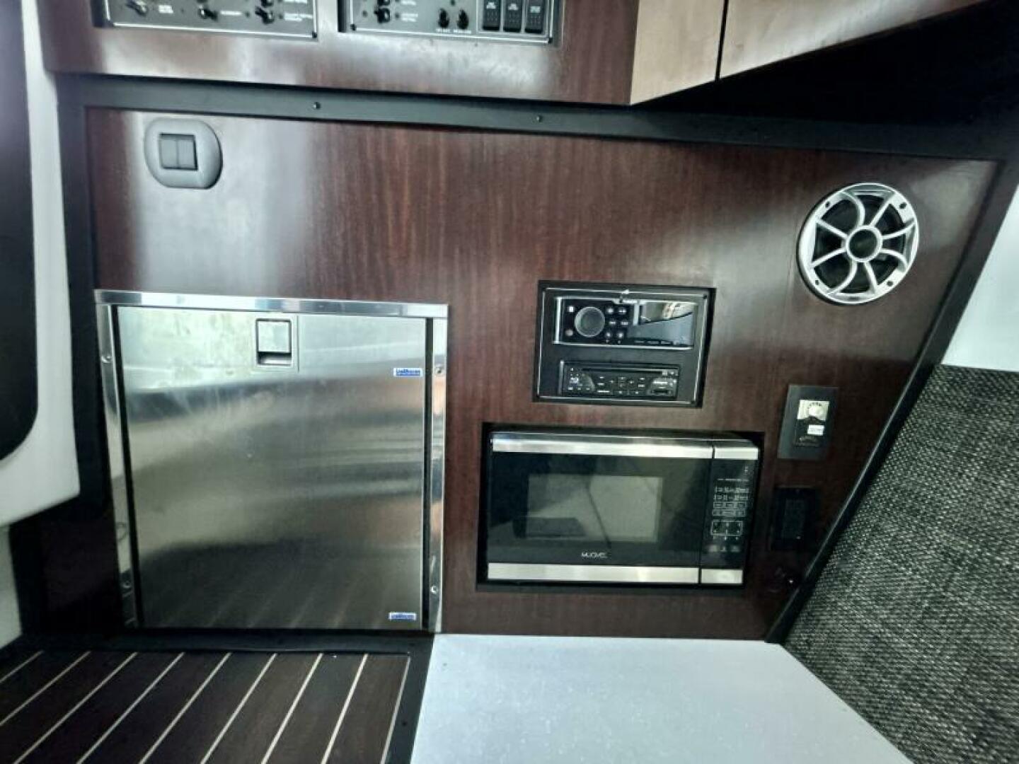 37ft Monterey Yacht For Sale