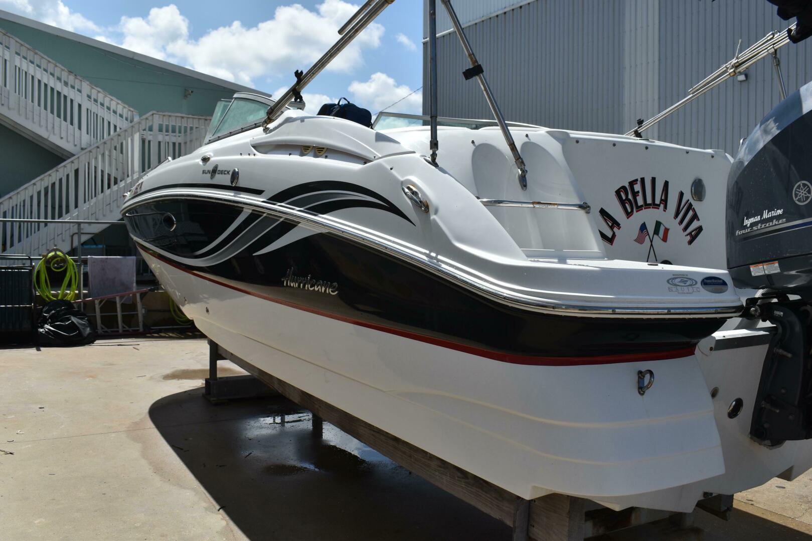 La Bella Vita 24ft Hurricane Yacht For Sale