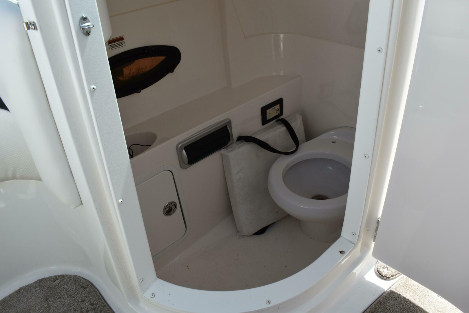 La Bella Vita 24ft Hurricane Yacht For Sale