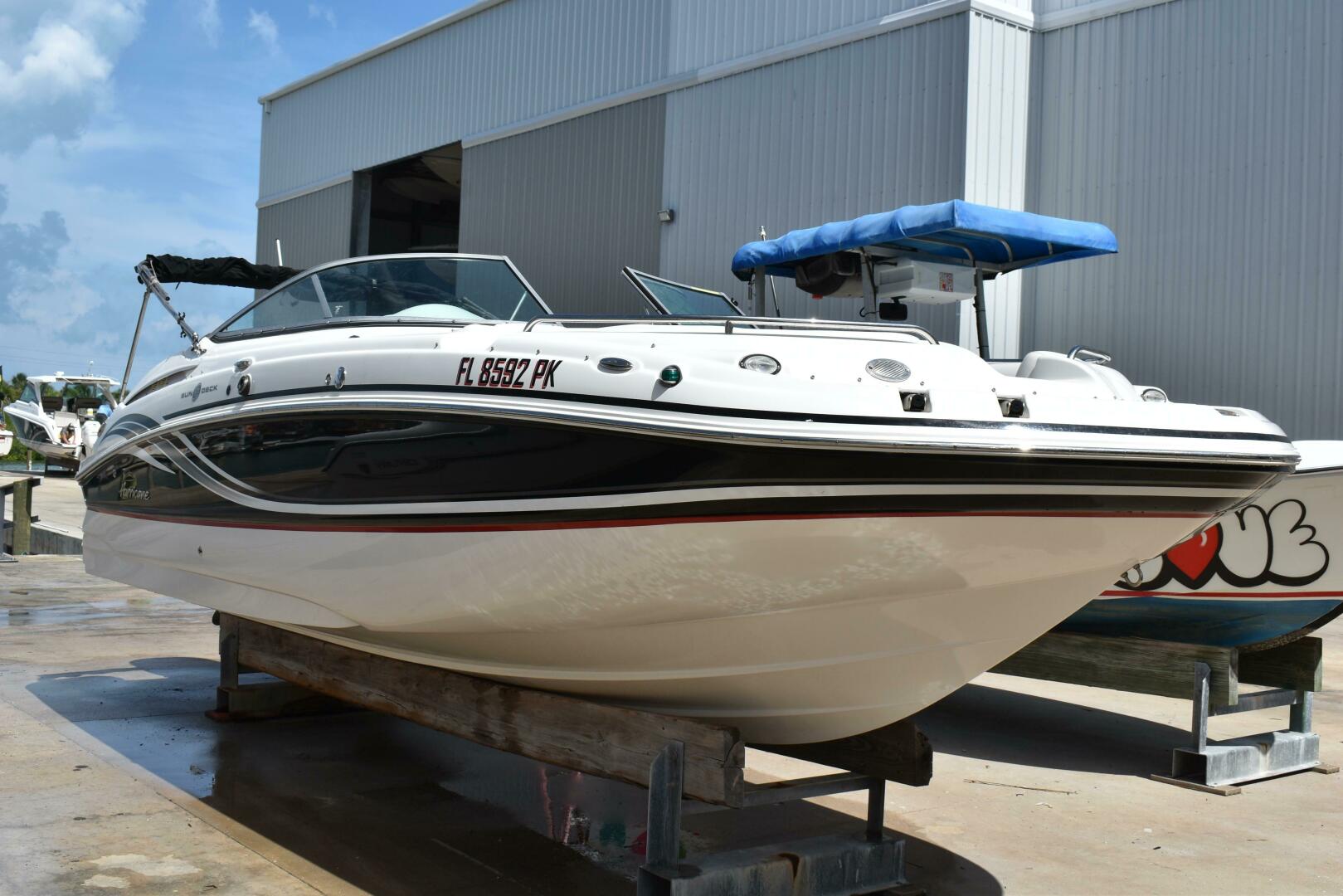 La Bella Vita 24ft Hurricane Yacht For Sale