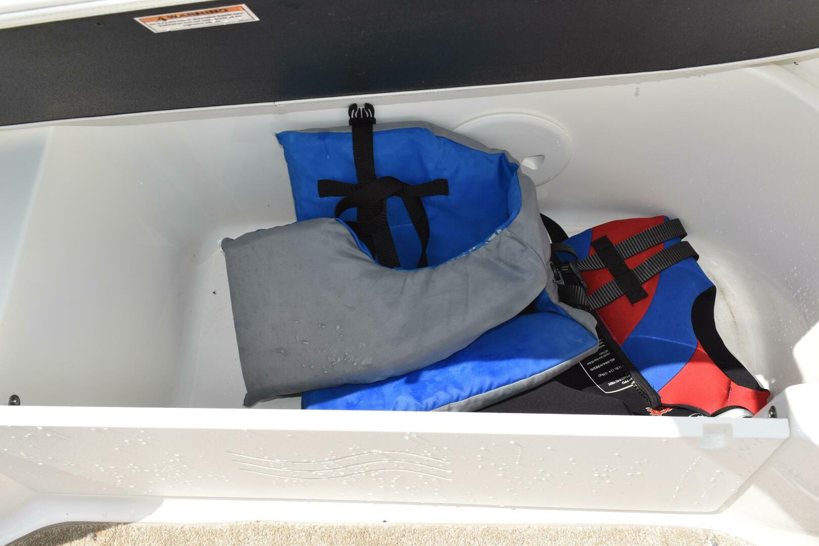 La Bella Vita 24ft Hurricane Yacht For Sale