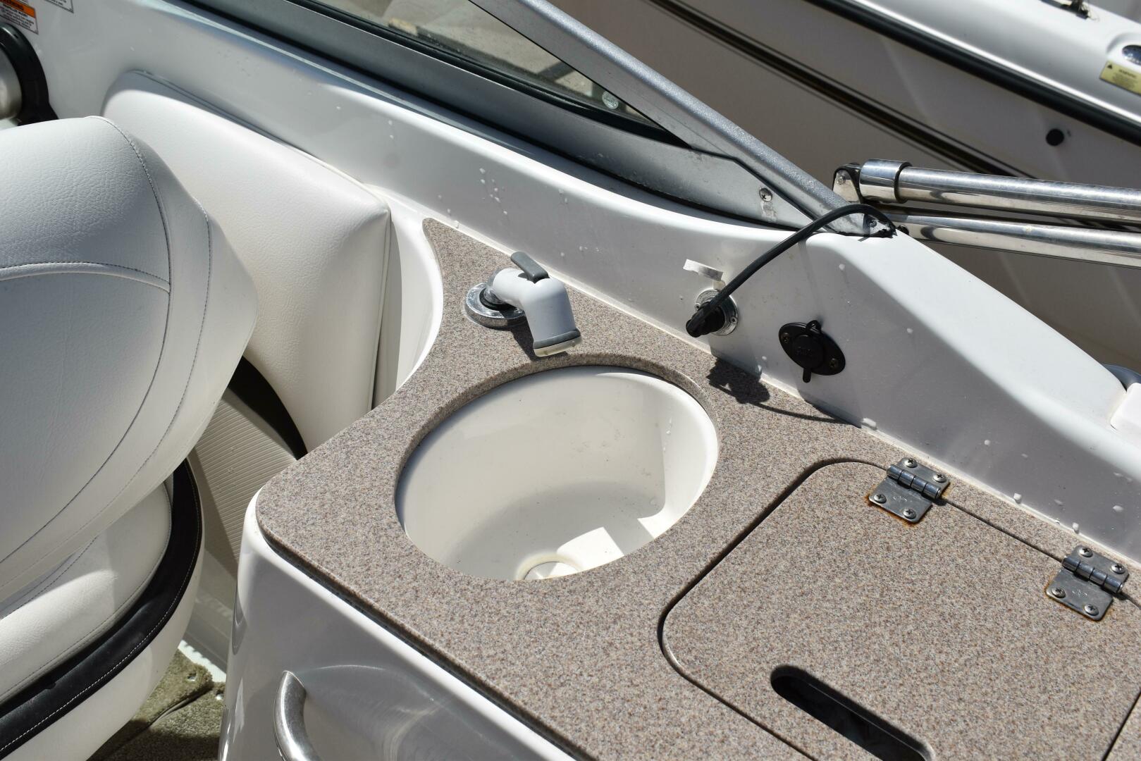 La Bella Vita 24ft Hurricane Yacht For Sale