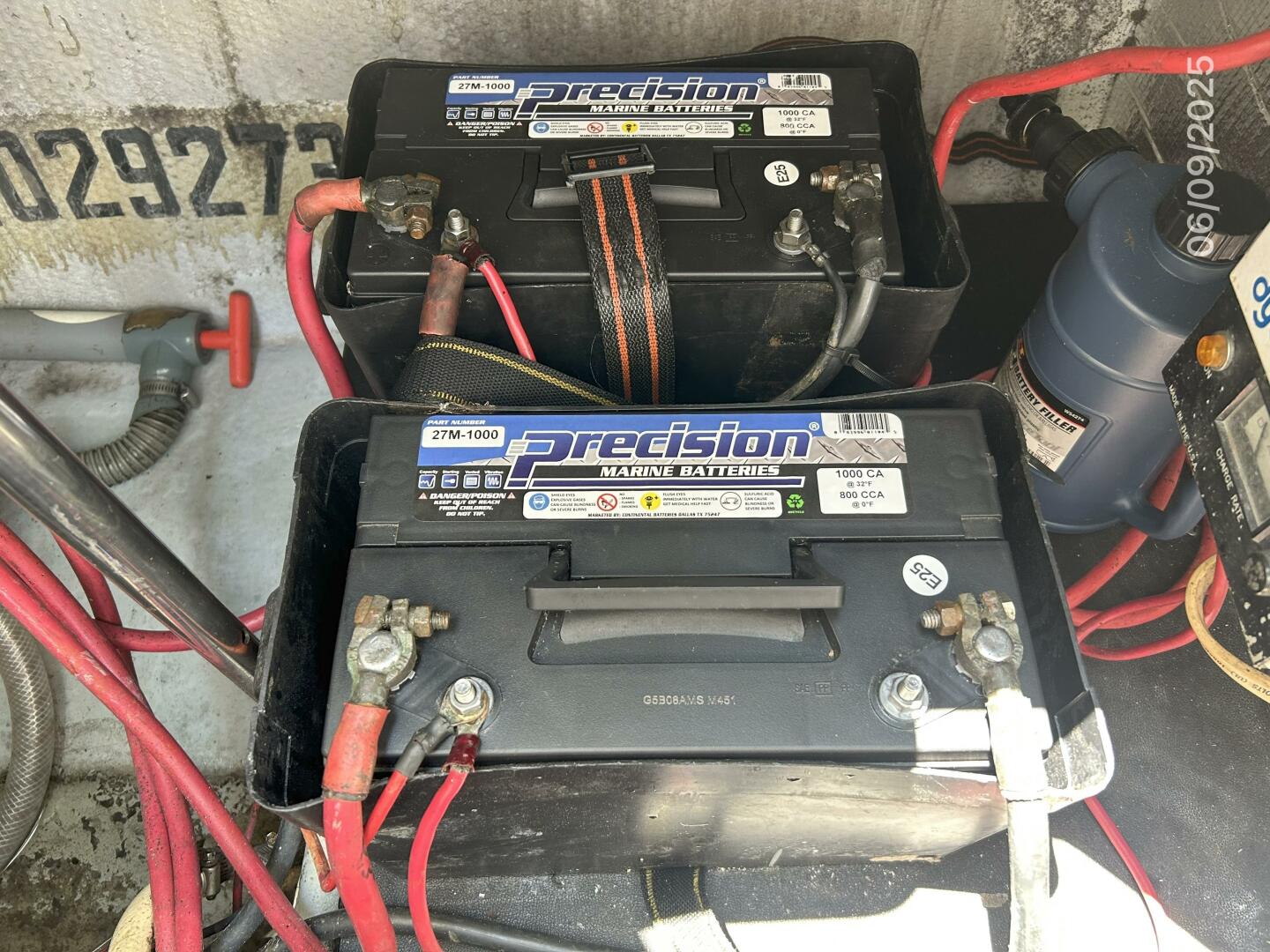 25' Hunt batteries