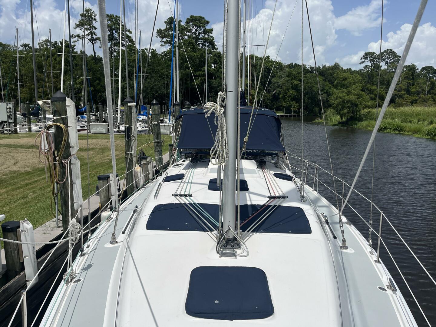Livin The Dream 41ft Hunter Yacht For Sale