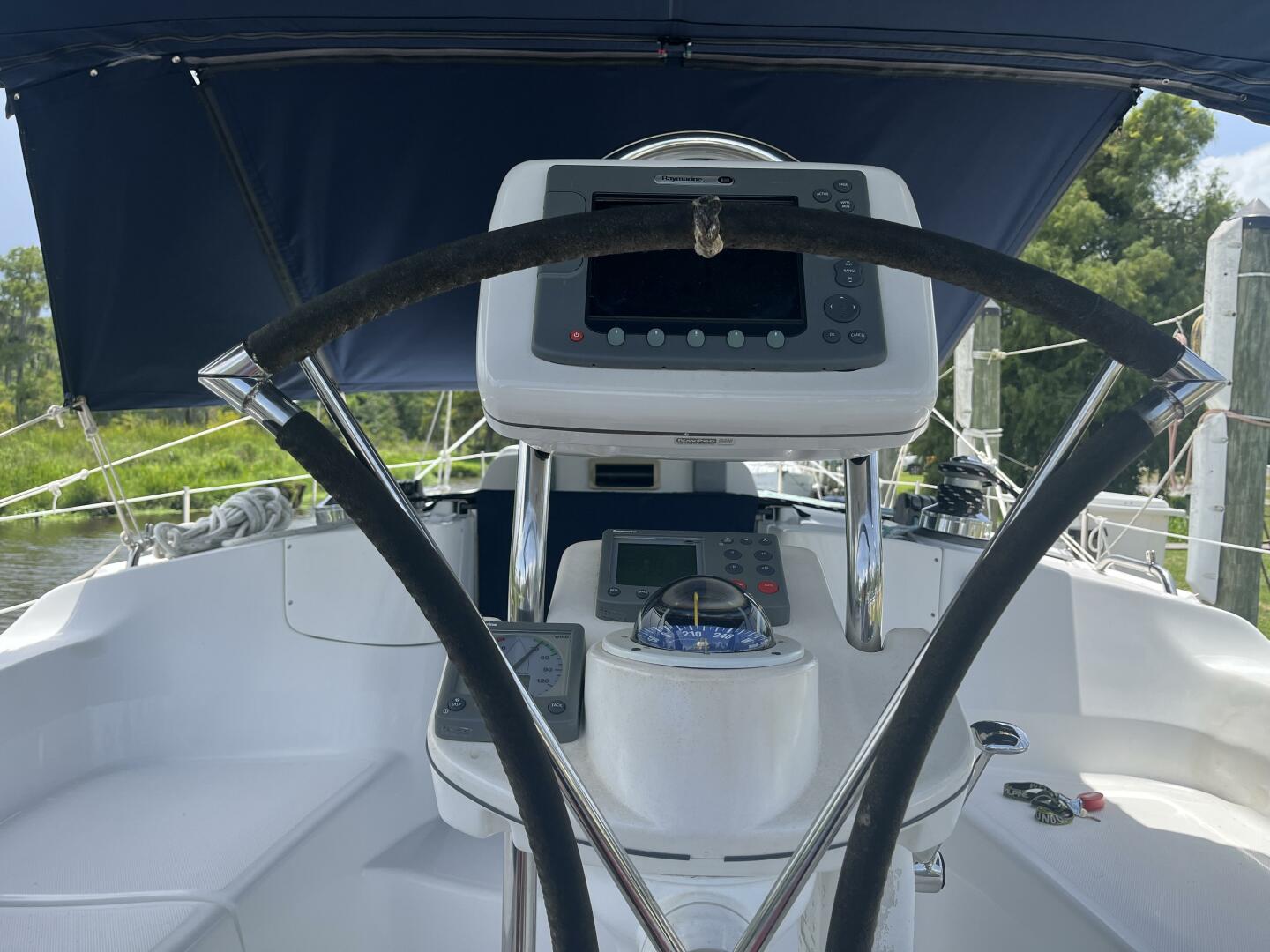 Livin The Dream 41ft Hunter Yacht For Sale