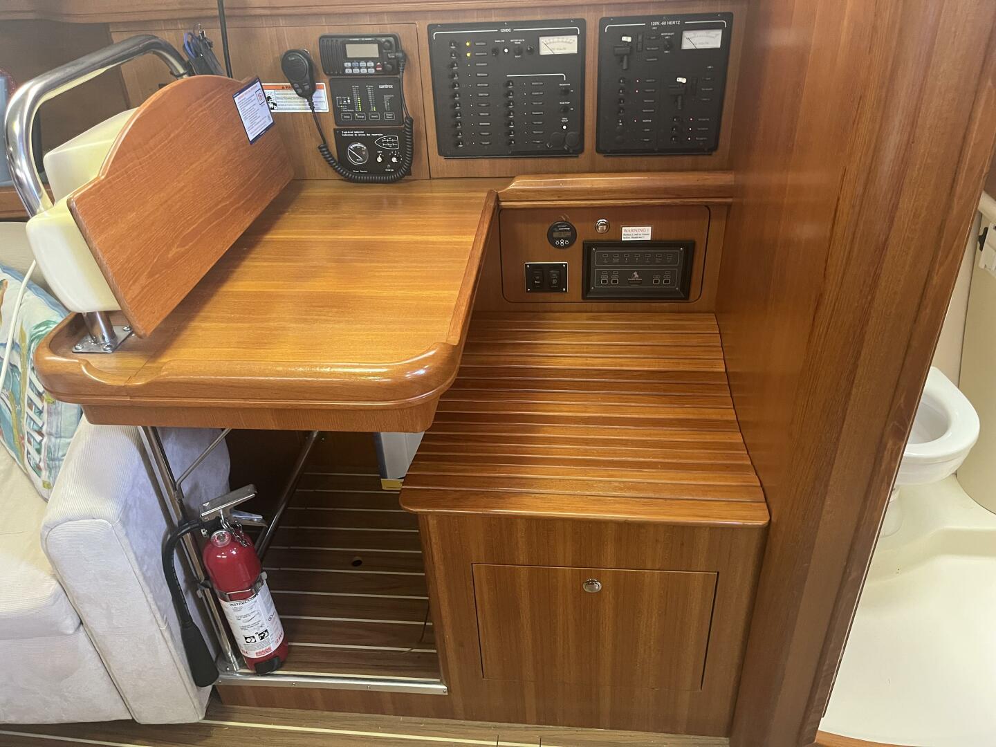 Livin The Dream 41ft Hunter Yacht For Sale