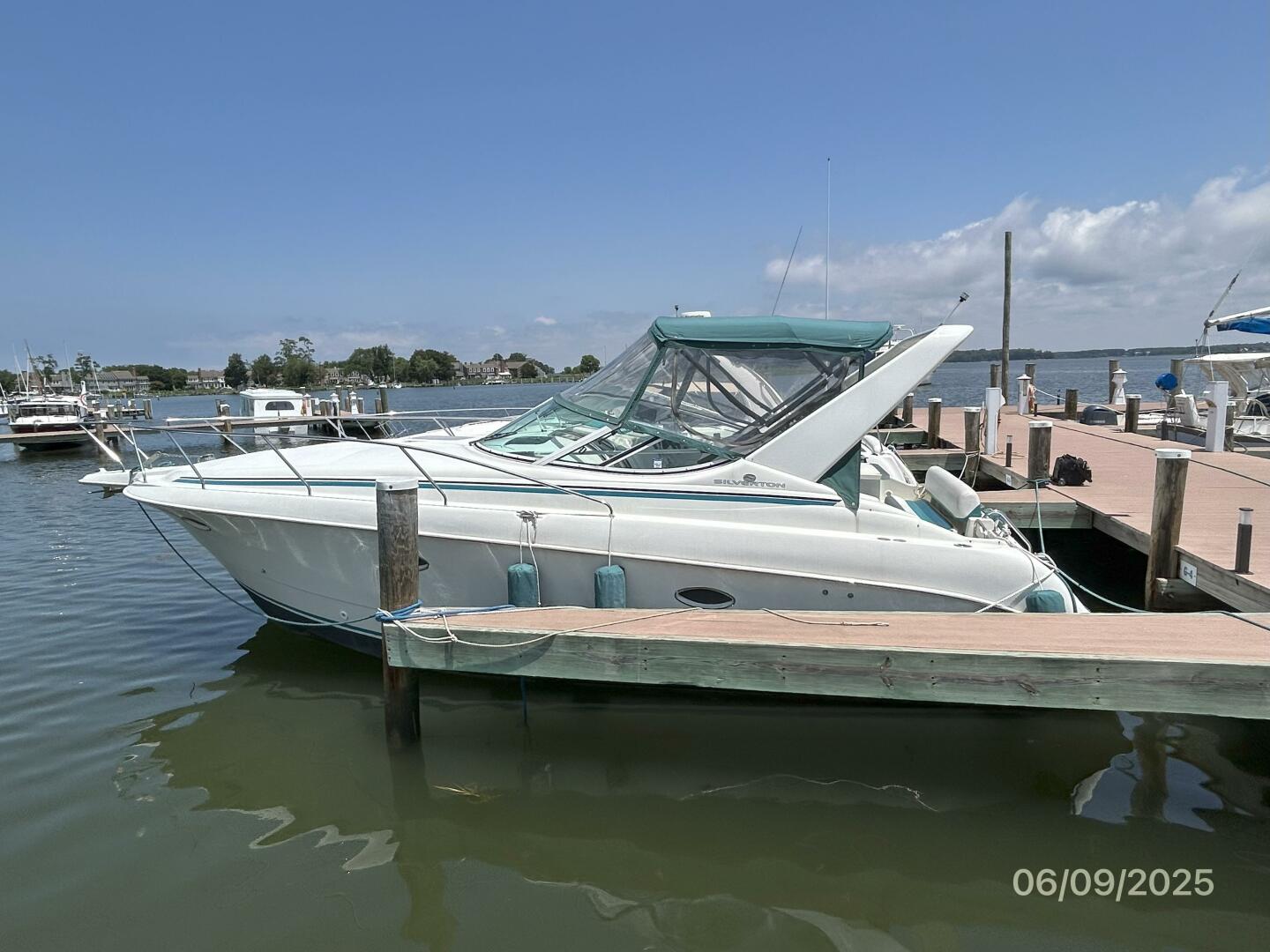 31' Silverton port profile