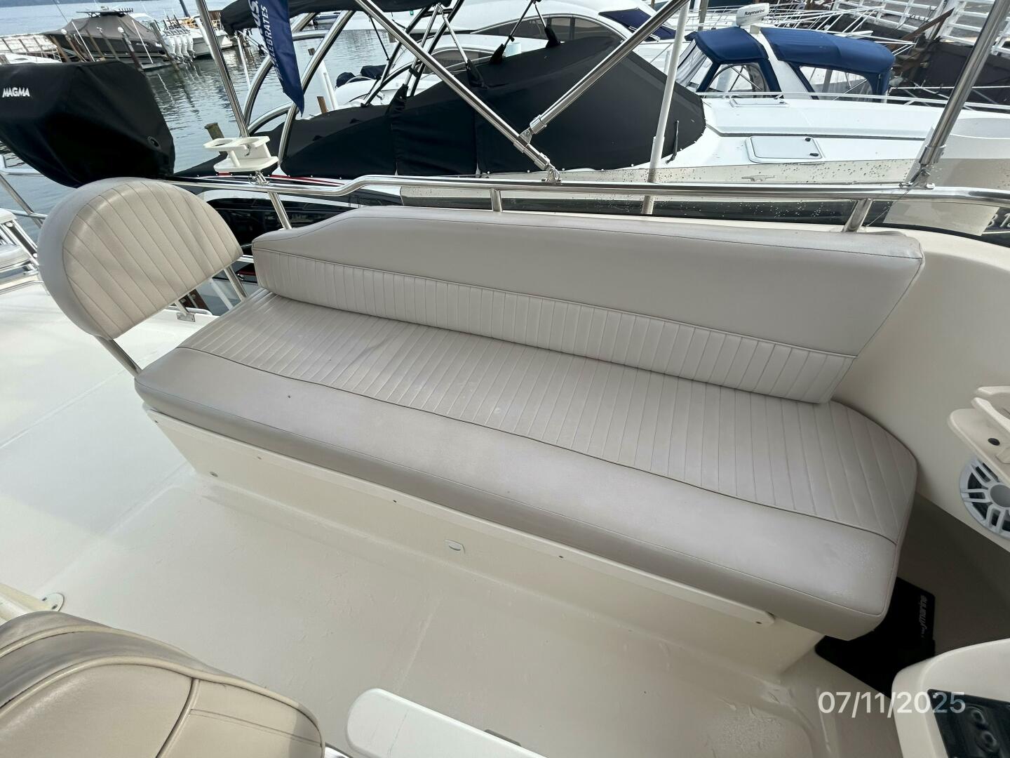 39' Mainship flybridge port seating