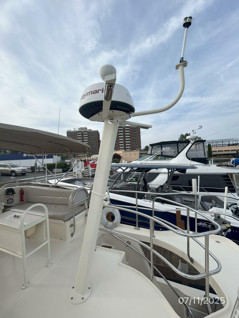 39' Mainship mast