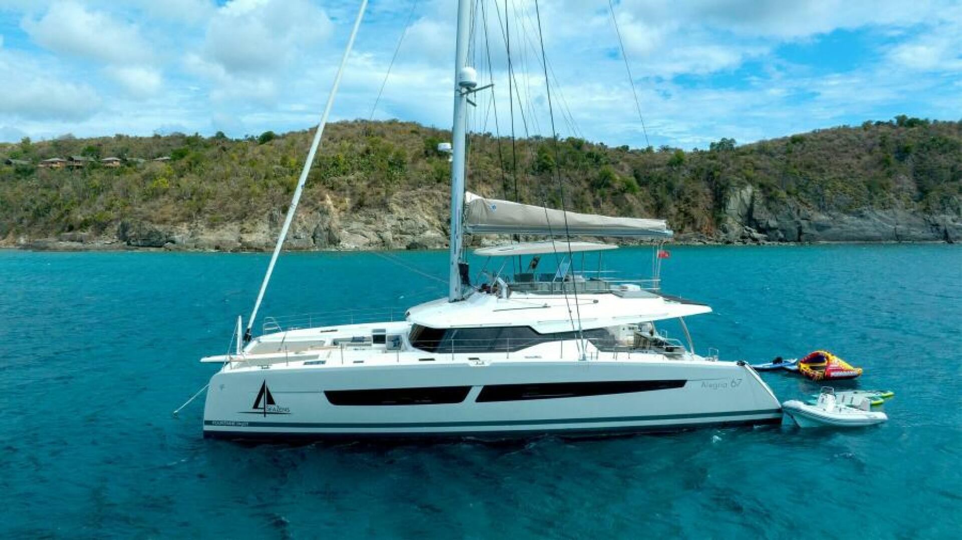 67ft Fountaine Pajot Yacht For Sale