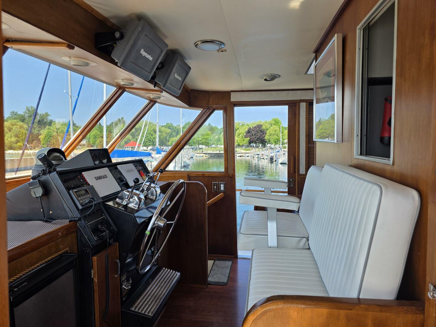 Dali 60ft Chris Craft Yacht For Sale